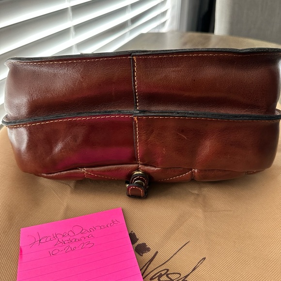 Patricia Nash London Saddle Bag
Quilted Vintage Distressed Leather NWOT - Picture 4 of 13